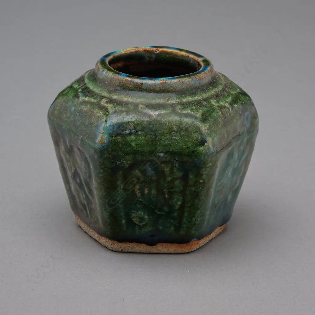 Chinese stoneware jar, Image 1++